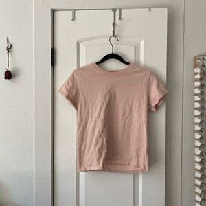 URBAN OUTFITTERS LIGHT PINK TEE